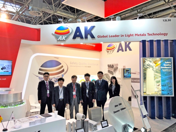 <a href='/cs/news.html?ptype=view&idx=5396&page=1&code=kr_ak_news'>ALUMINIUM Messe 2018</a>
